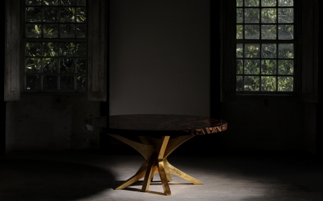 Designermoebel von Boca do Lobo Flourish Side Table