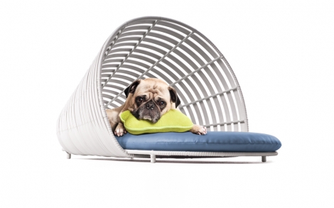 Gartenmoebel Designer Outdoormoebel von KENNETH COBONPUE Hundekoerbchen Operetta