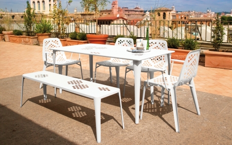Gartenmoebel von emu Weisse Gartengarnitur Pattern mit Sitzbank
