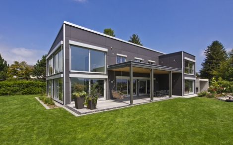 Holzhaus0 Holzhaeuser von BAUFRITZ Holzhaus Wälti Waelt Terrasse