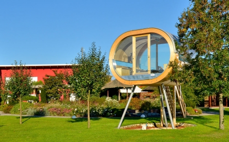 Gartenhaus Design auf Stelzen Vorderansicht