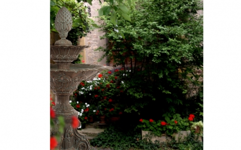 Dekoration Einrichtung BAUM IM RAUM  Berde Plants 15 English Register Fountain von Baum im