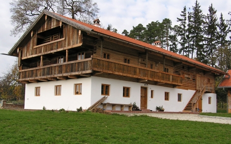 Alte Holzhaeuser Blockhaeuser und Bauernhaeuser Altes Holzhaus neu aufgebaut