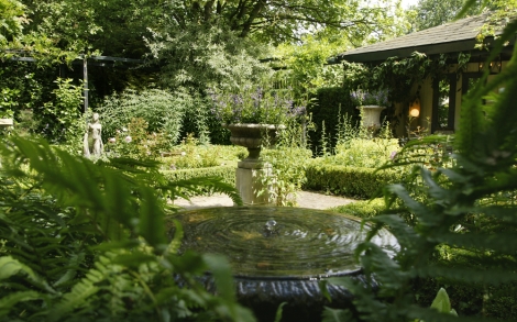 Gartenskulpturen Old English Gardenornaments Brunnen Skulptur und Blumenschale 6