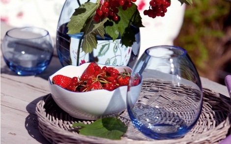 Porzellan und Geschirr Design Rosenthal Hutschenreuther Vase Glas blau