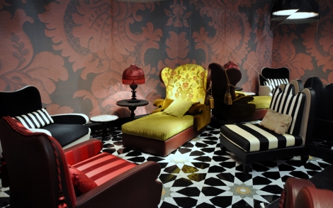 Italienische Designermoebel SICIS Next Art Sessel und Fusshocker Theodora Anastase 2
