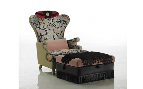 Italienische Designermoebel SICIS Next Art Sessel  und Fusshocker Theodora