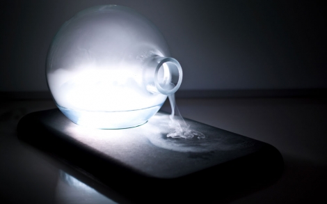 Lampen Leuchten illumiluce Italian Design Die DAMA fluessiges Licht in Bewegung 1
