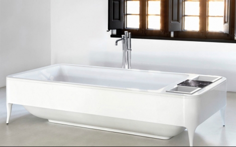 Baddesign Luxus Baeder und Bad Design von BISAZZA Weisse Badewanne Bisazza Bagno